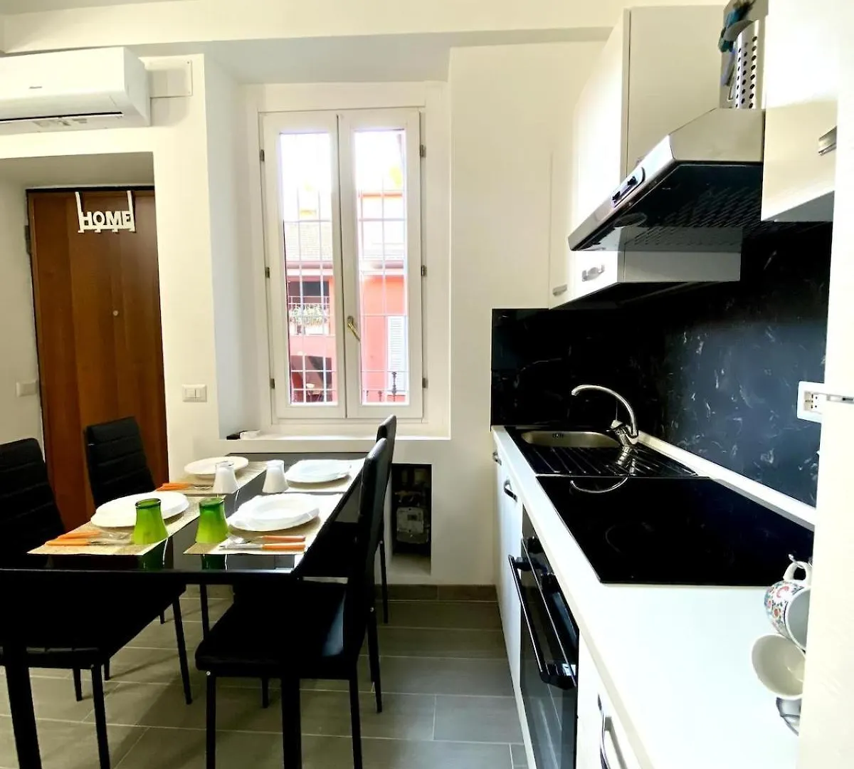 Appartamento Porta Venezia Milão 0*,  Itália