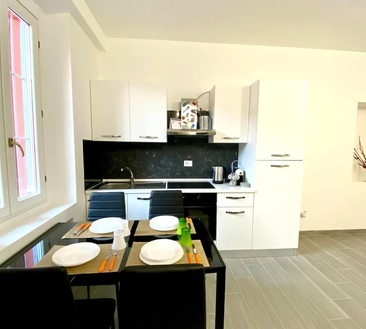 Appartamento Porta Venezia Milão 0*,
